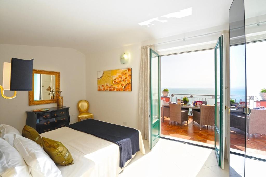 Palazzo Rocco Villa Sunshining In Love برايانو المظهر الخارجي الصورة