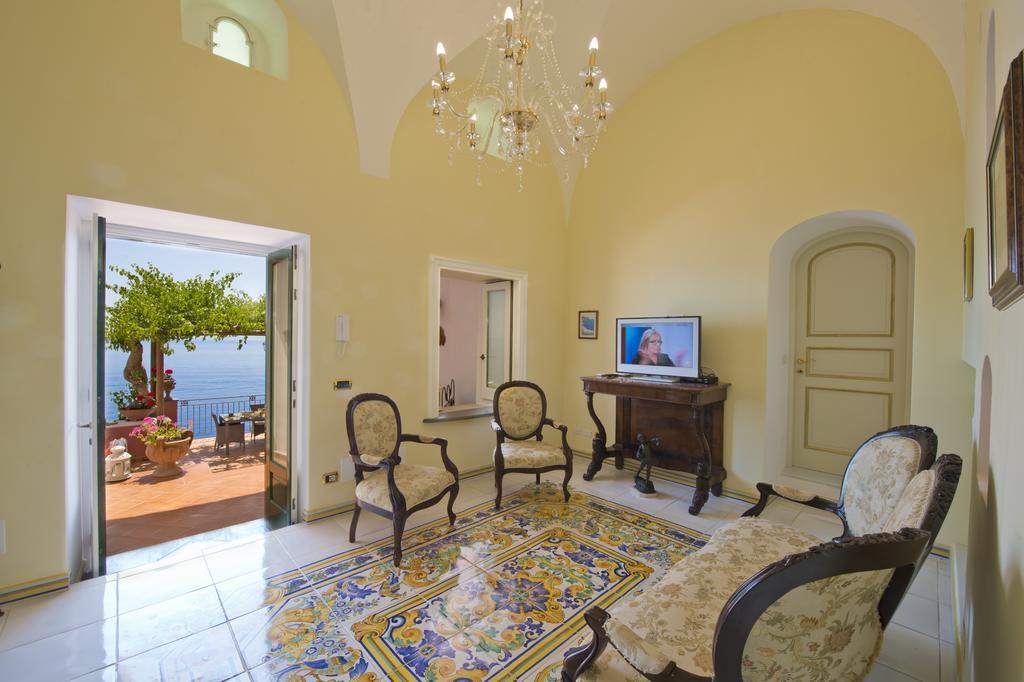 Palazzo Rocco Villa Sunshining In Love برايانو المظهر الخارجي الصورة