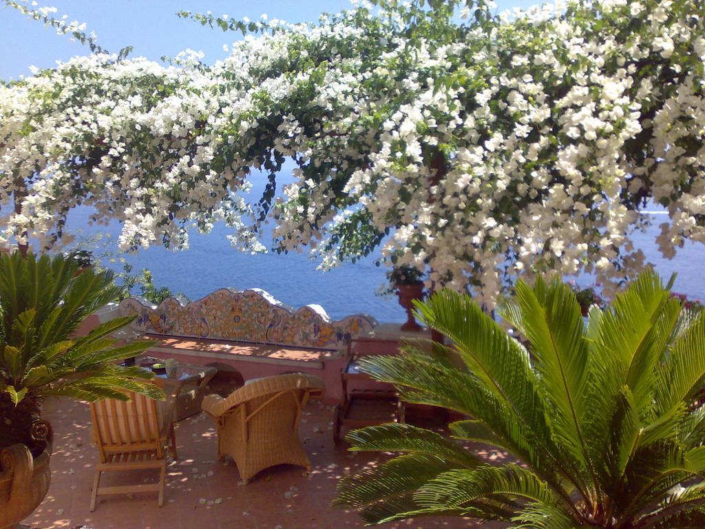 Palazzo Rocco Villa Sunshining In Love برايانو المظهر الخارجي الصورة