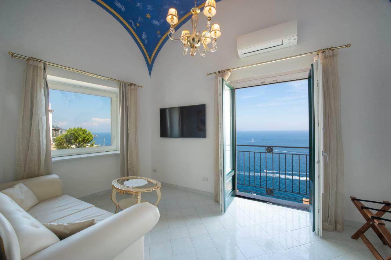 Palazzo Rocco Villa Sunshining In Love برايانو المظهر الخارجي الصورة