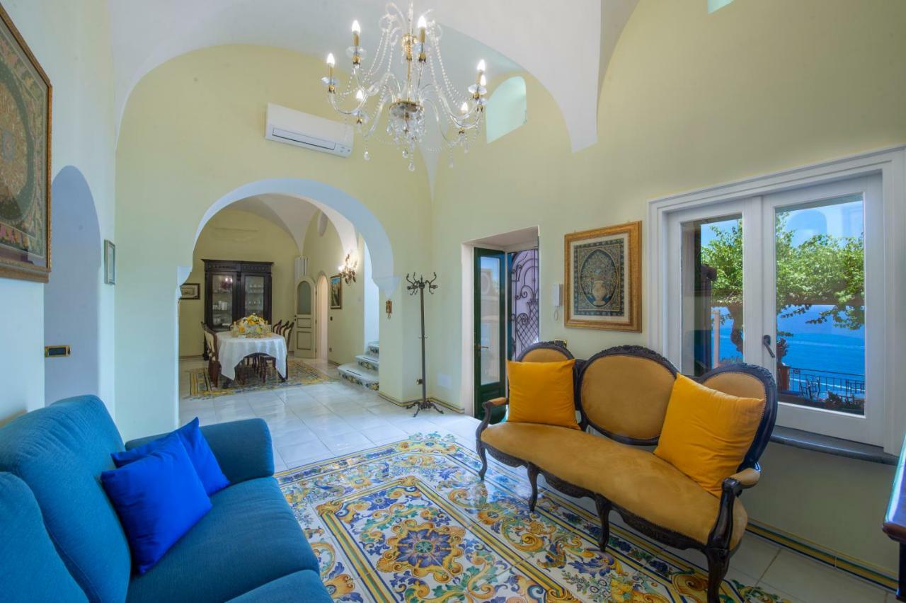 Palazzo Rocco Villa Sunshining In Love برايانو المظهر الخارجي الصورة